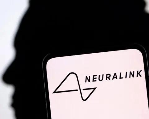 Musk's Neuralink says second trial implant went well, no thread retraction issue