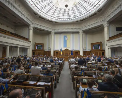 Ukraine ratifies the statute for joining the International Criminal Court