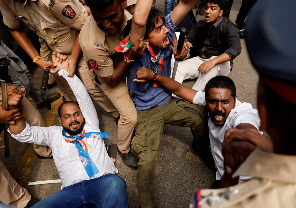 Congress supporters clash with police during SEBI chief and Adani protest in Mumbai