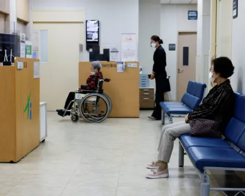 South Korea doctors warn COVID surge, strike could cripple emergency rooms