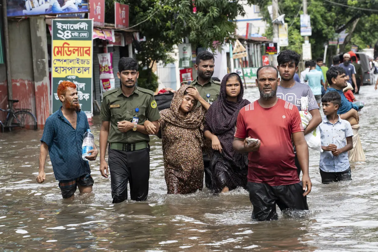 APTOPIX South-Asia-Floods