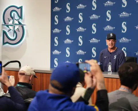 Dan Wilson steps into the role of manager as the struggling Mariners try to save their season