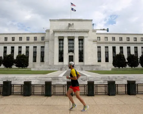 Fed mortgage bond holdings play 'central' policy rule, paper says