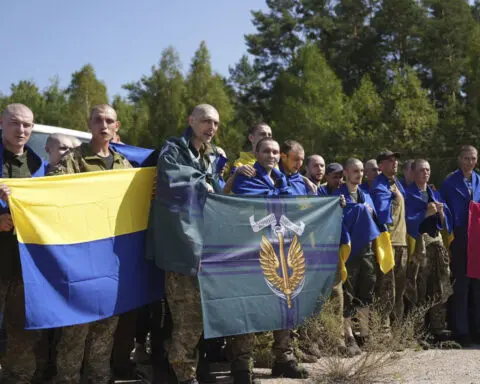 Moscow and Kyiv swap prisoners of war as Ukraine marks independence anniversary