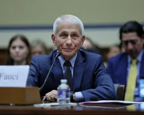 Anthony Fauci, former top US disease expert, recovering from West Nile virus, media reports