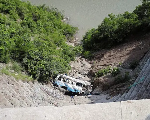 2 separate bus crashes in Pakistan leave at least 36 people dead, officials say