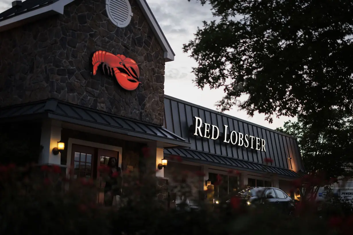 Red Lobster is closing another 23 restaurants. Here's where they are