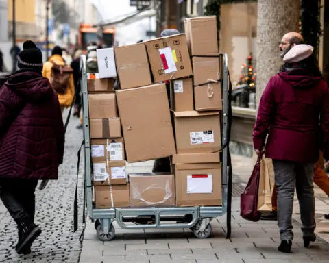 Job concerns weigh on German consumer sentiment in September, finds GfK