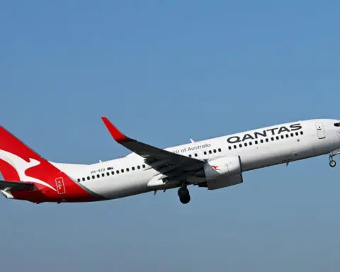 ‘Too good to be true’: Travelers score cheap first-class flights from Australia to US due to Qantas glitch