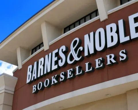 Leonard Riggio, who forged a bookselling empire at Barnes & Noble, dead at 83