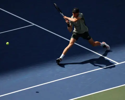 Jannik Sinner advances at US Open, his first match since doping case ruling announced