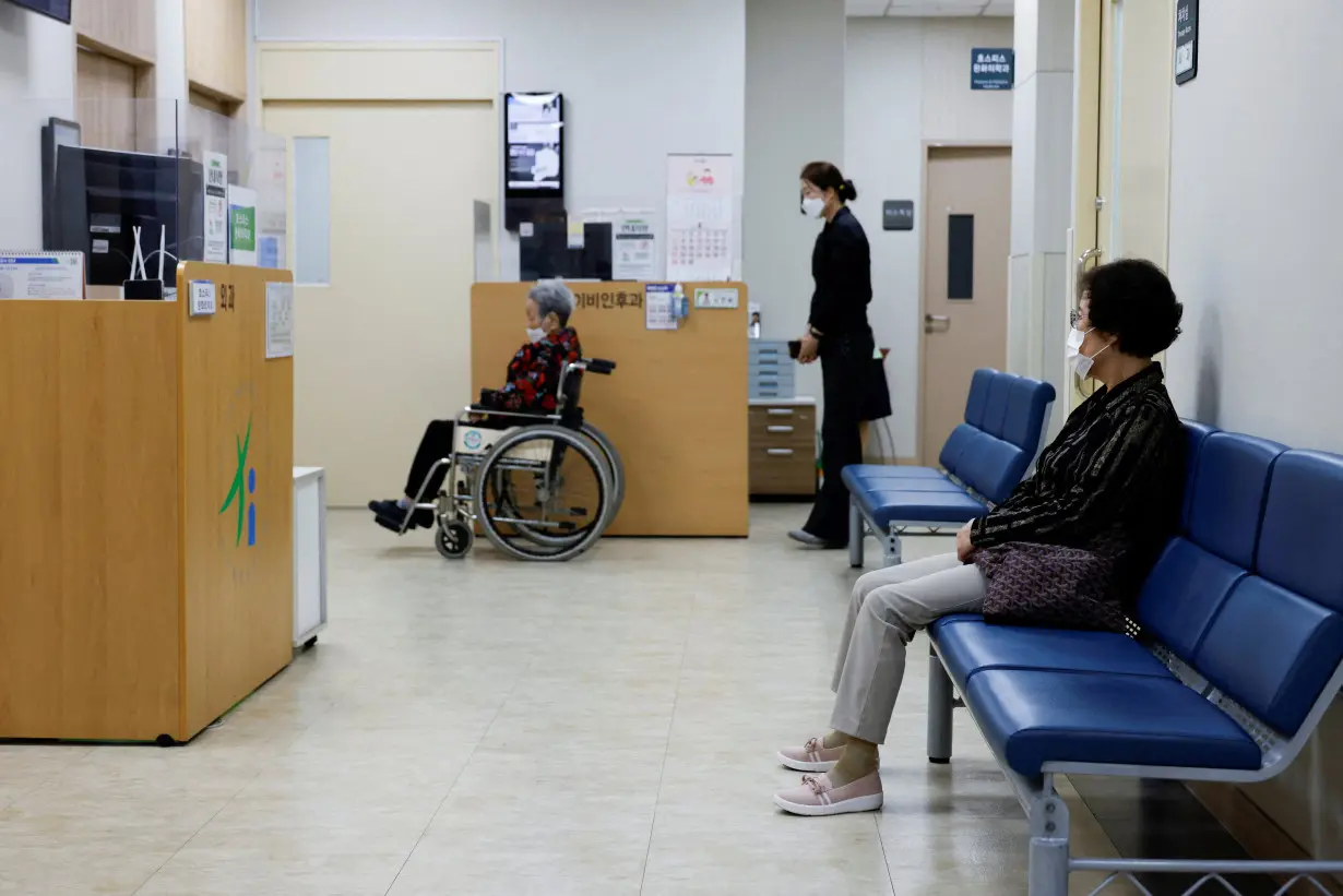 FILE PHOTO: Patients wait for medical treatment at Incheon Medical Center