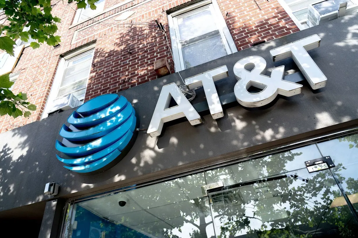 AT&T says it has resolved software issue that caused an outage for some wireless customers