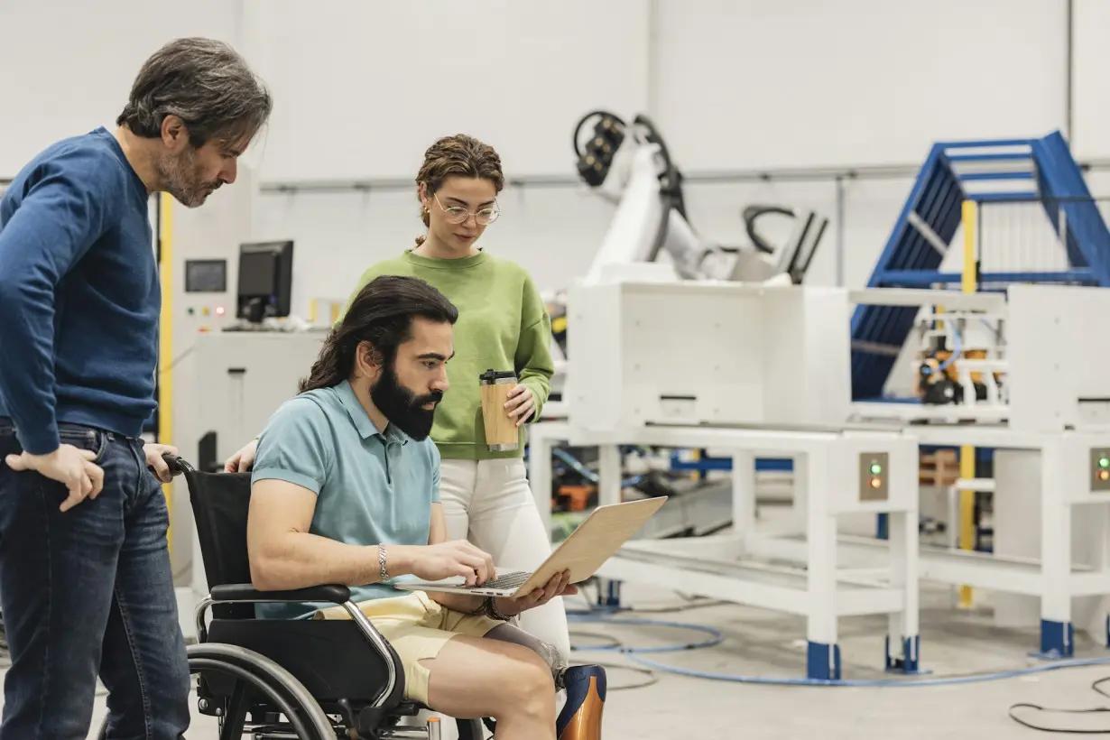 Job supervisors with disabilities can boost productivity, new research shows