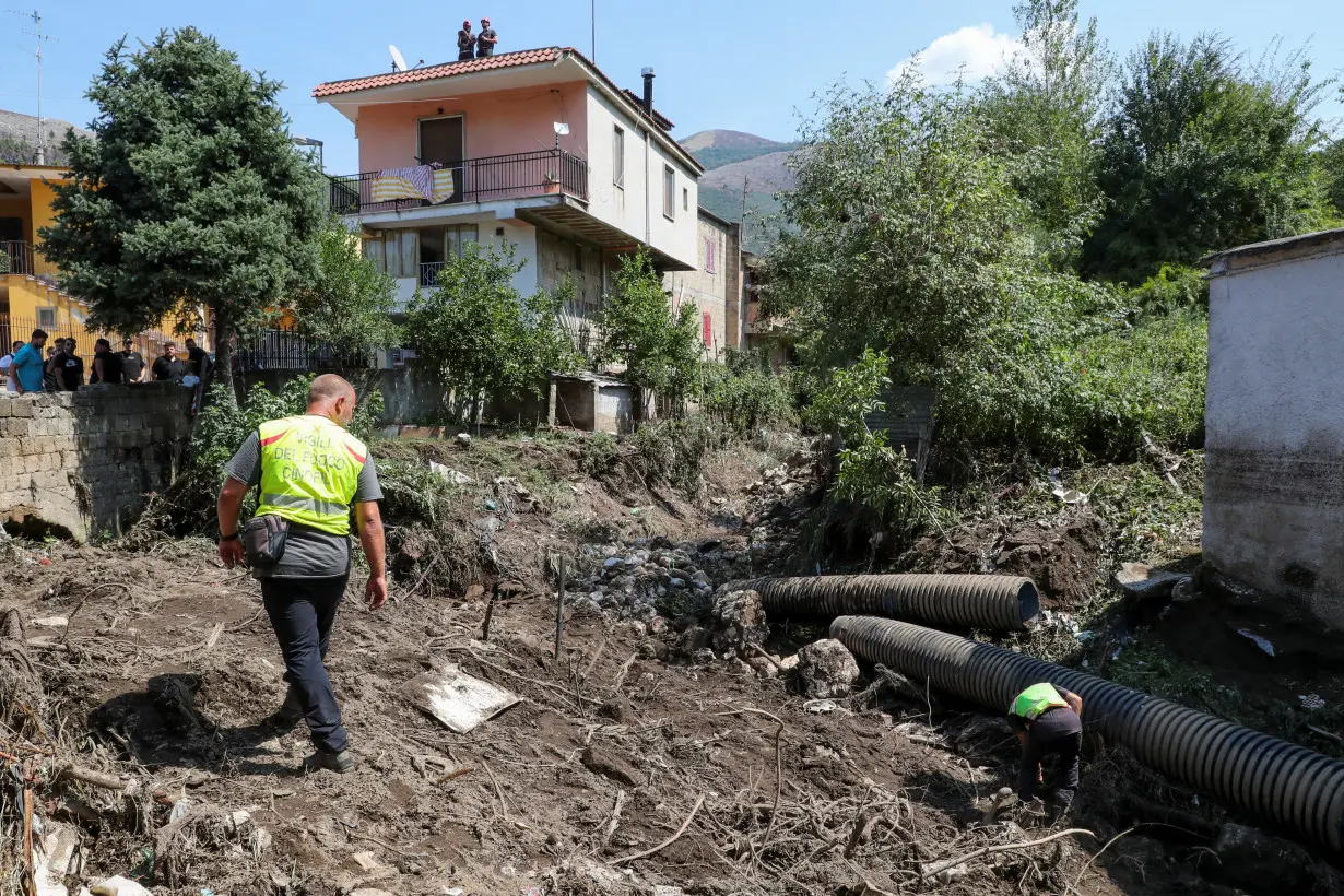 A landslide hits the town of San Felice a Cancello