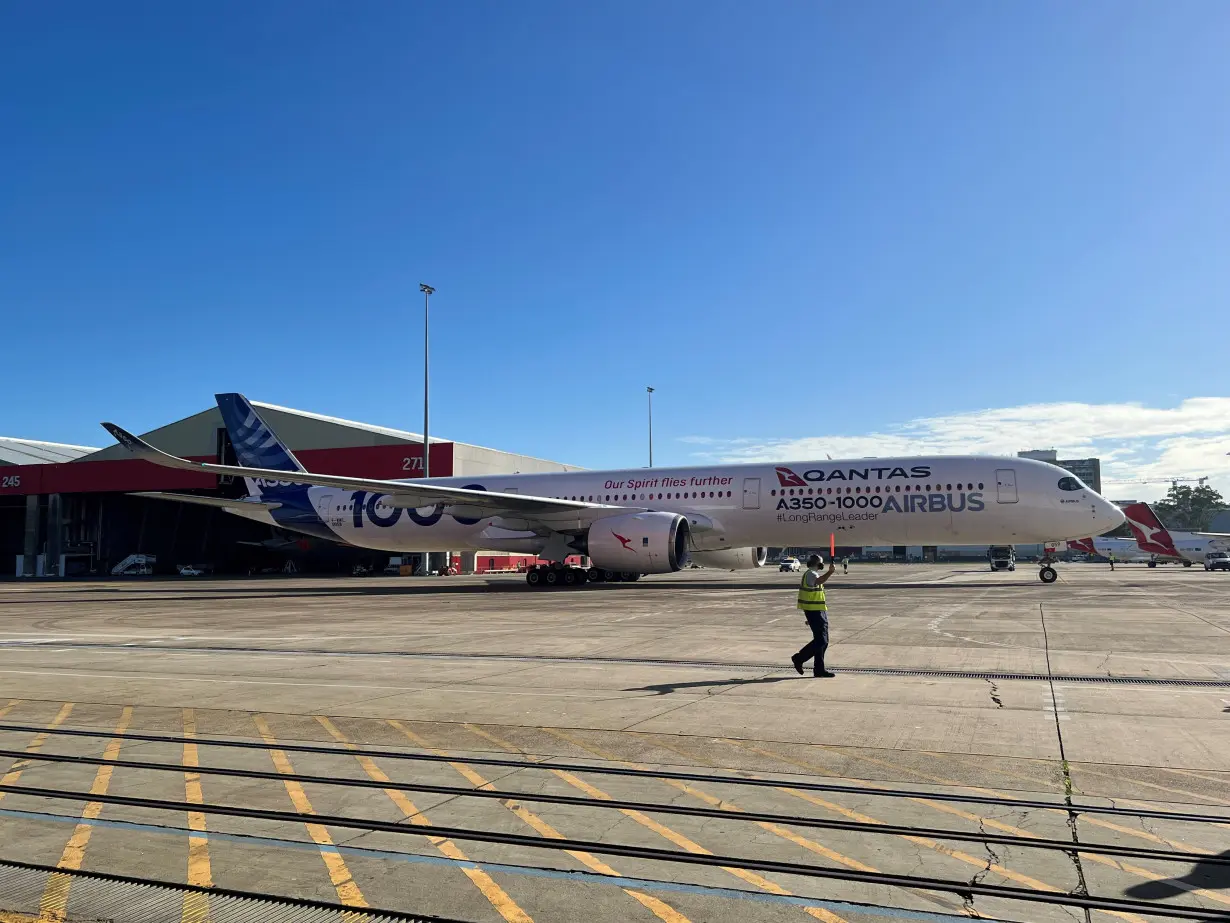 Airbus A350-1000 test plane arrives at Sydney Airport