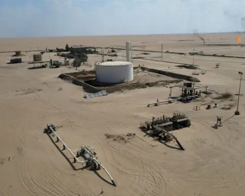 Libya's oil output falls more than half due to political standoff