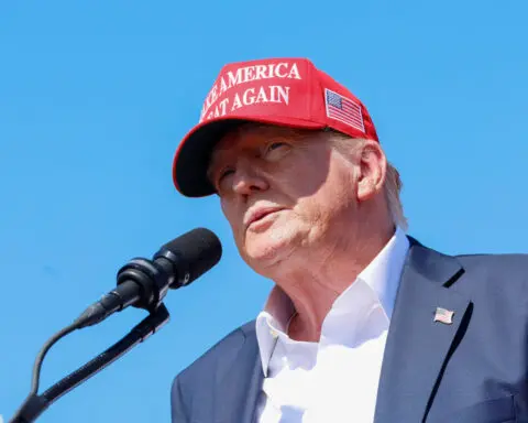 Trump seeks to move his New York state criminal case to federal court and delay sentencing