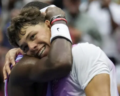 Frances Tiafoe tops Ben Shelton in an all-American US Open rematch and now will face Popyrin