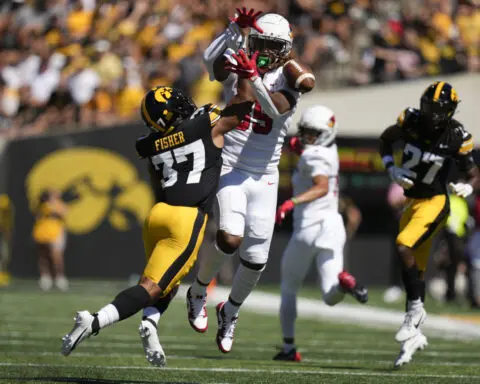 No. 25 Iowa wins opener without suspended coach Kirk Ferentz, beating Illinois State 40-0