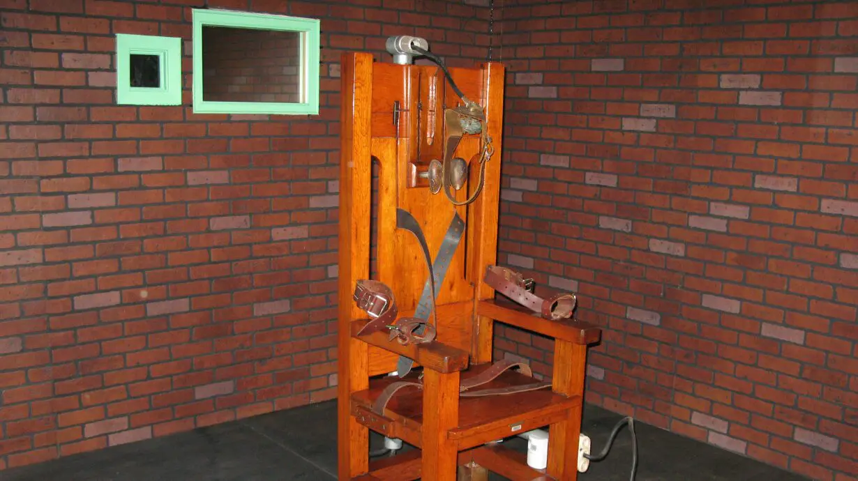 Electric chair and firing squad executions