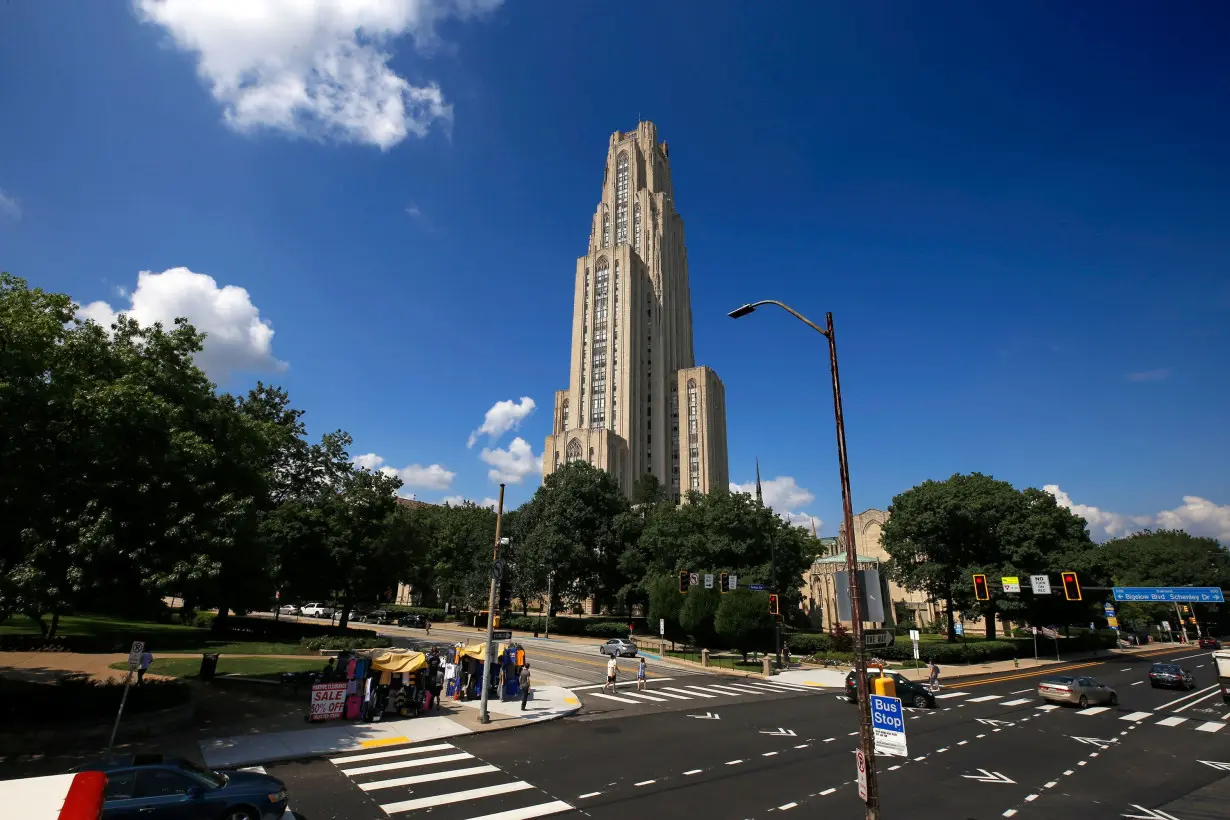 Suspect arrested after attack on Jewish University of Pittsburgh students