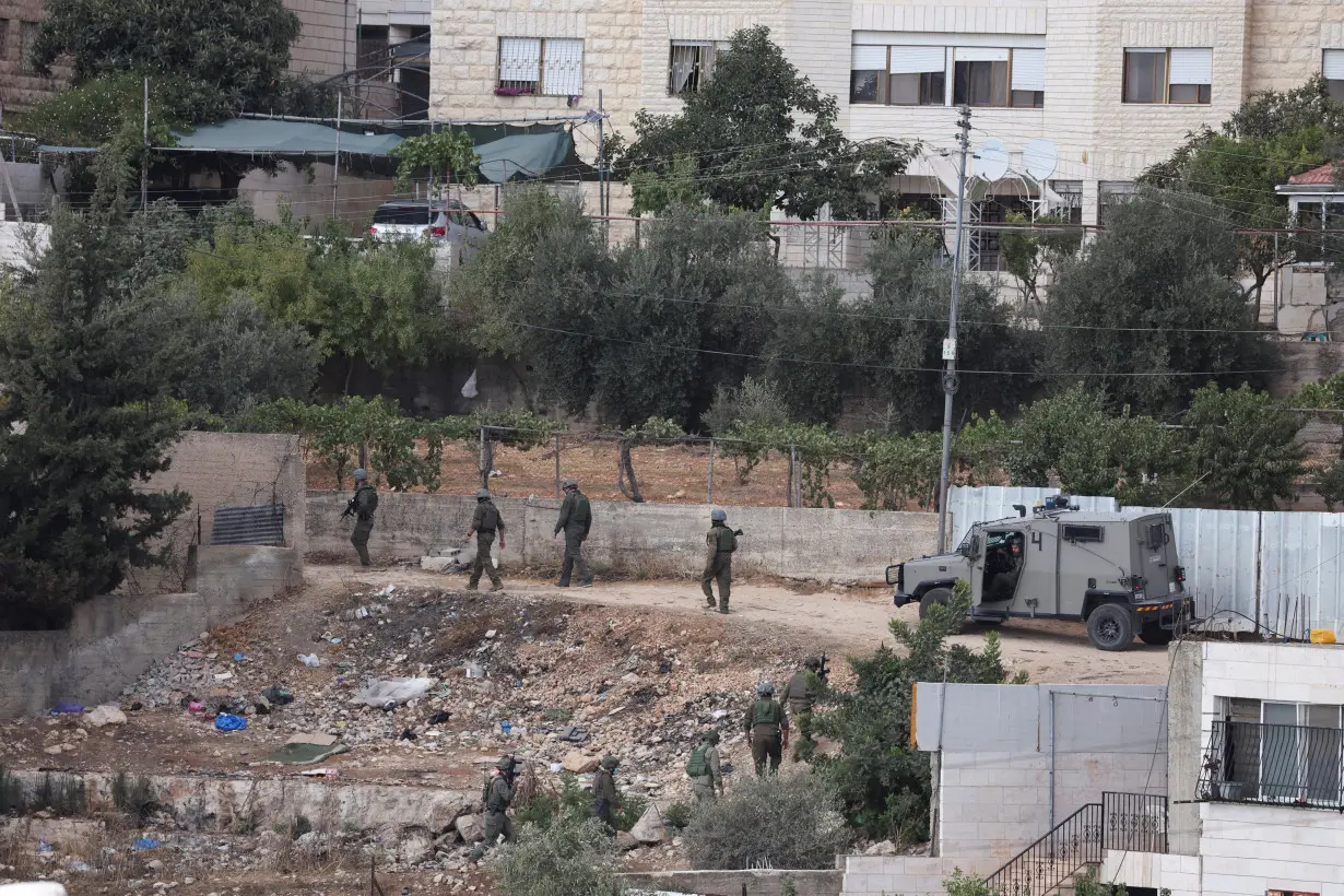 Israeli forces kill a Palestinian in Hebron