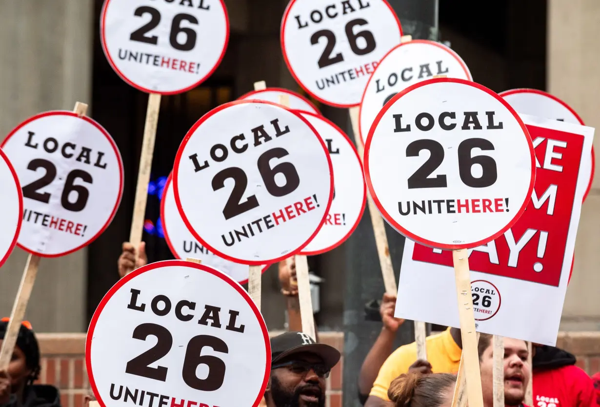 Thousands of US hotel workers strike as contract negotiations stall