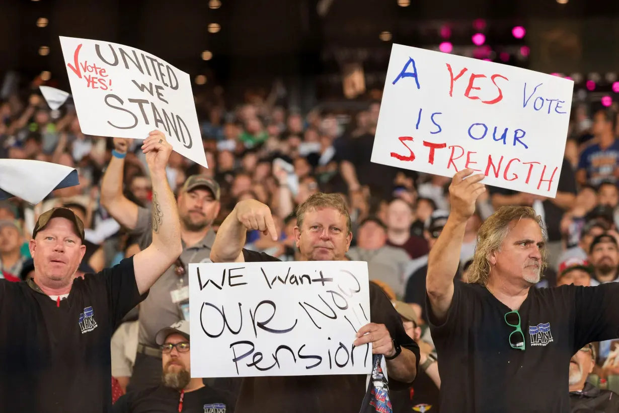 Boeing's next big problem could be a strike by 32,000 workers