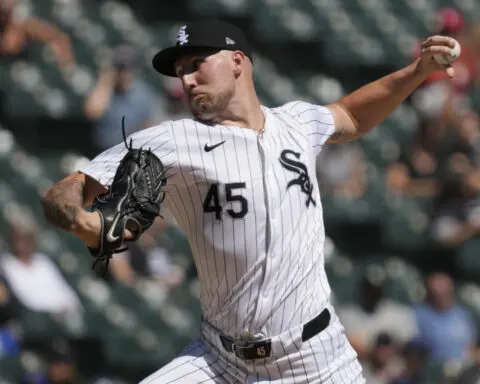 White Sox add to their indignities by setting franchise record with 107th loss