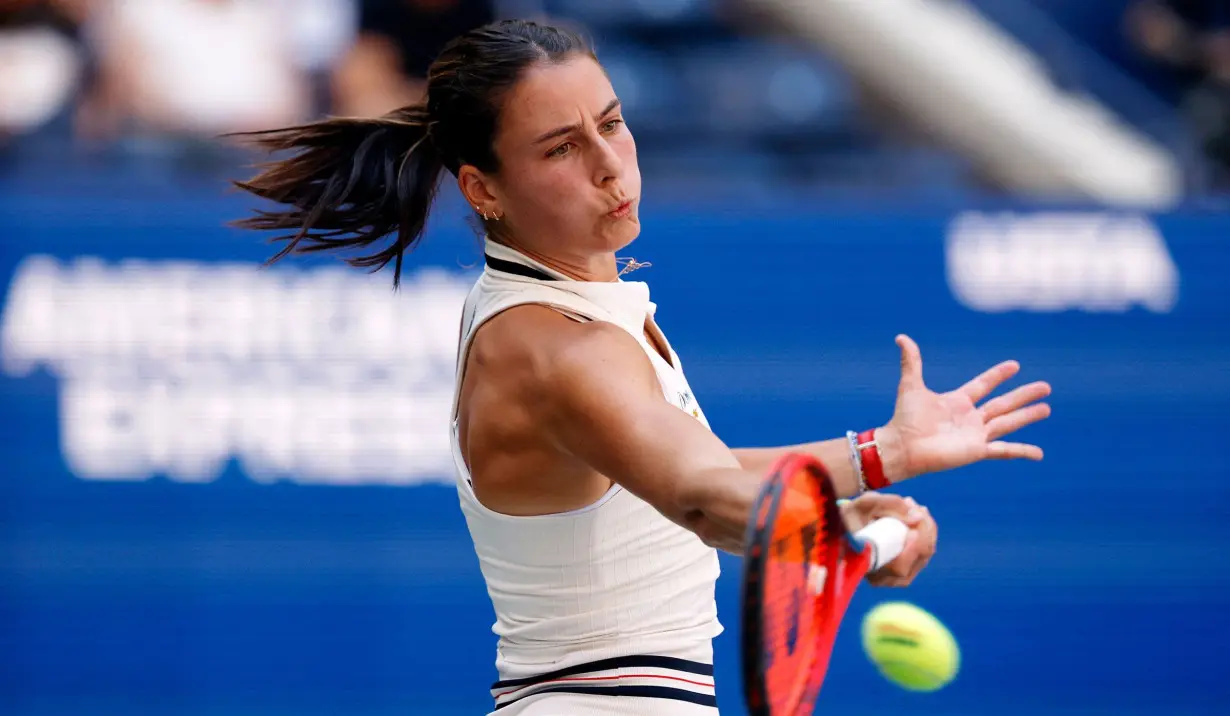 American Emma Navarro mounts dramatic comeback to reach her first US Open semifinal