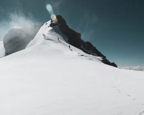 Mountain runner Kilian Jornet climbs all 82 4,000-meter Alpine peaks in 19 days, smashing previous record