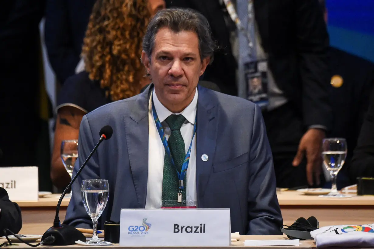 FILE PHOTO: Brazil's President Lula attends task force meeting with Global Alliance Against Hunger and Poverty in Rio de Janeiro