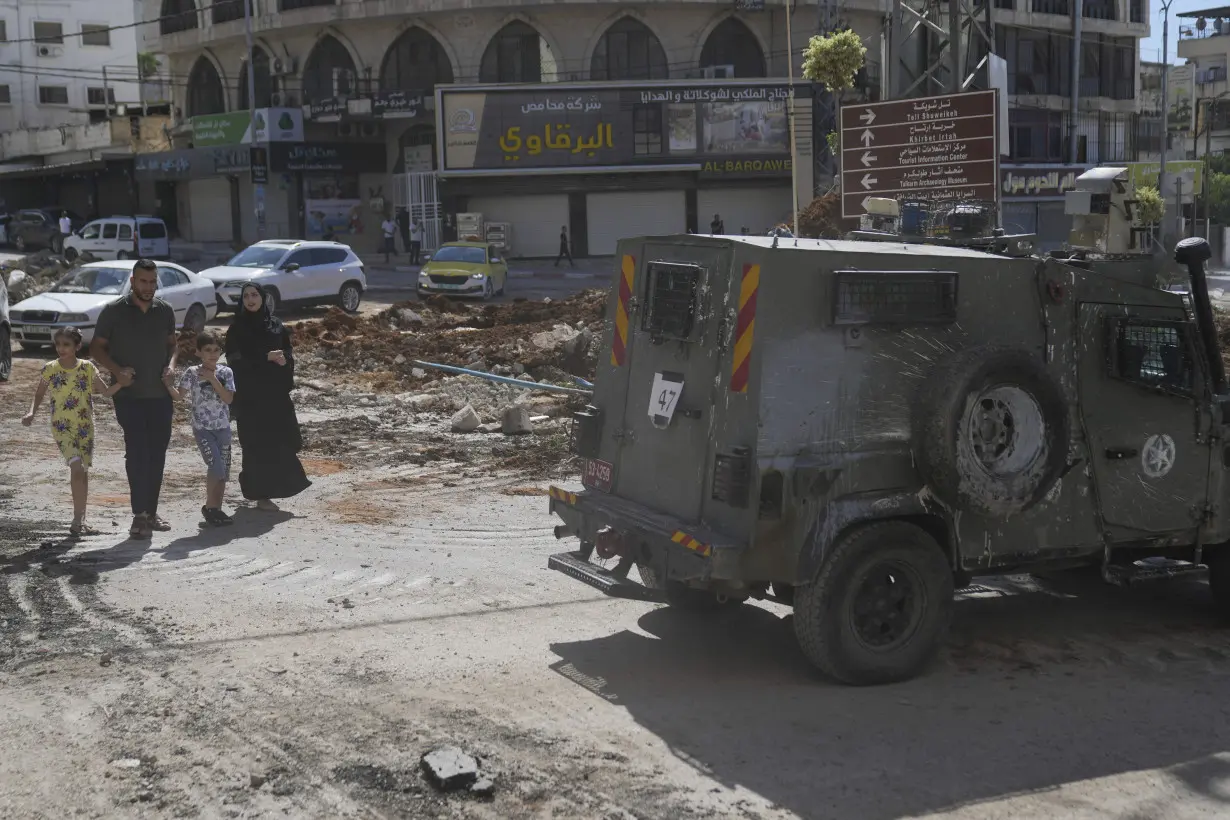 Israel-Hamas war latest: UNICEF says polio vaccination campaign in Gaza is surpassing its target