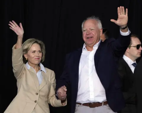 That photo of people wearing 'Nebraska Walz's for Trump' shirts? They're distant cousins