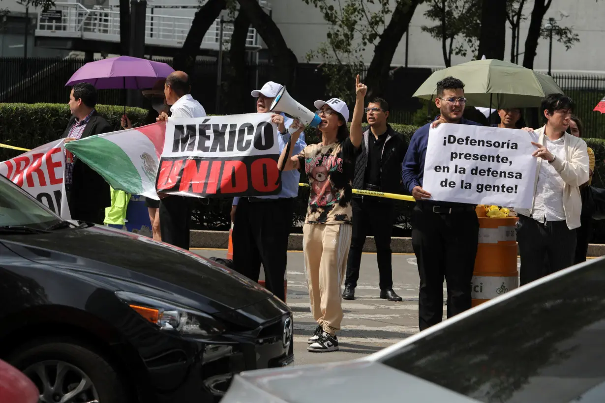 Protest against the controversial overhaul of Mexican courts, in Mexico City