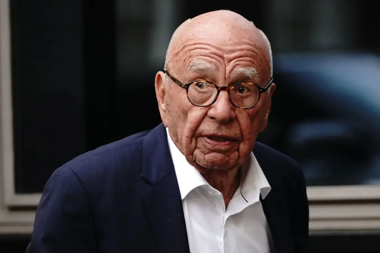 The Murdoch family is secretly battling over succession. News outlets are asking a court to make it public