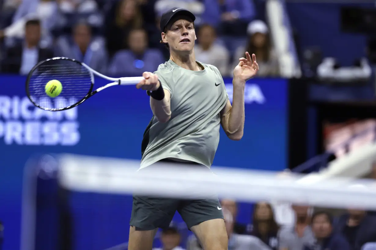 US Open: No. 1 Jannik Sinner beats Daniil Medvedev to reach the semifinals