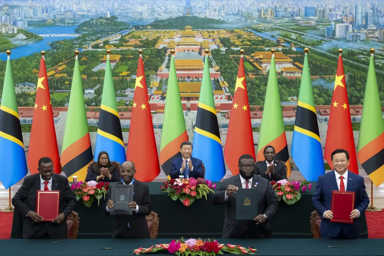 Xi offers African leaders more aid as China challenges US-led global order