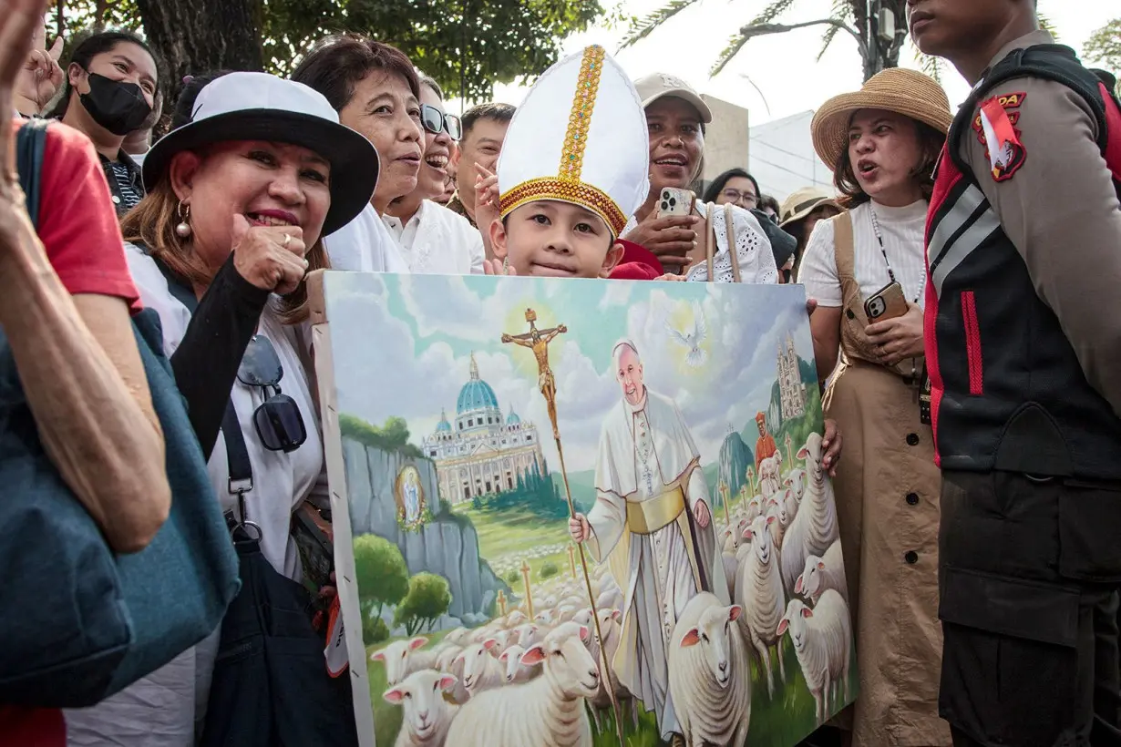 On visit to Southeast Asia’s largest mosque, Pope says battling climate change and religious extremism a common cause