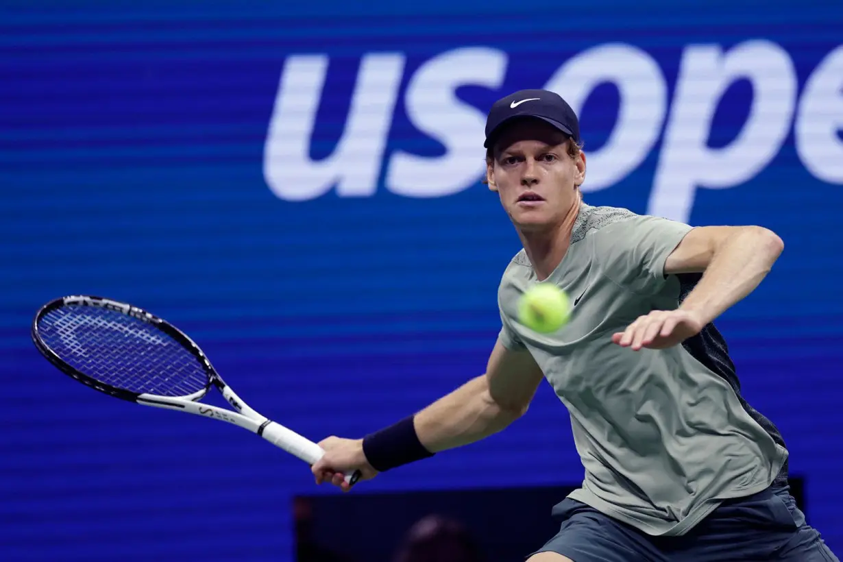 World No. 1 Jannik Sinner, chasing second major title, reaches US Open semifinals with win against No. 5 Daniil Medvedev