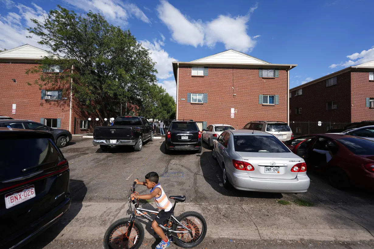 Police deny Venezuela gang has taken over rundown apartment complex in Denver suburb