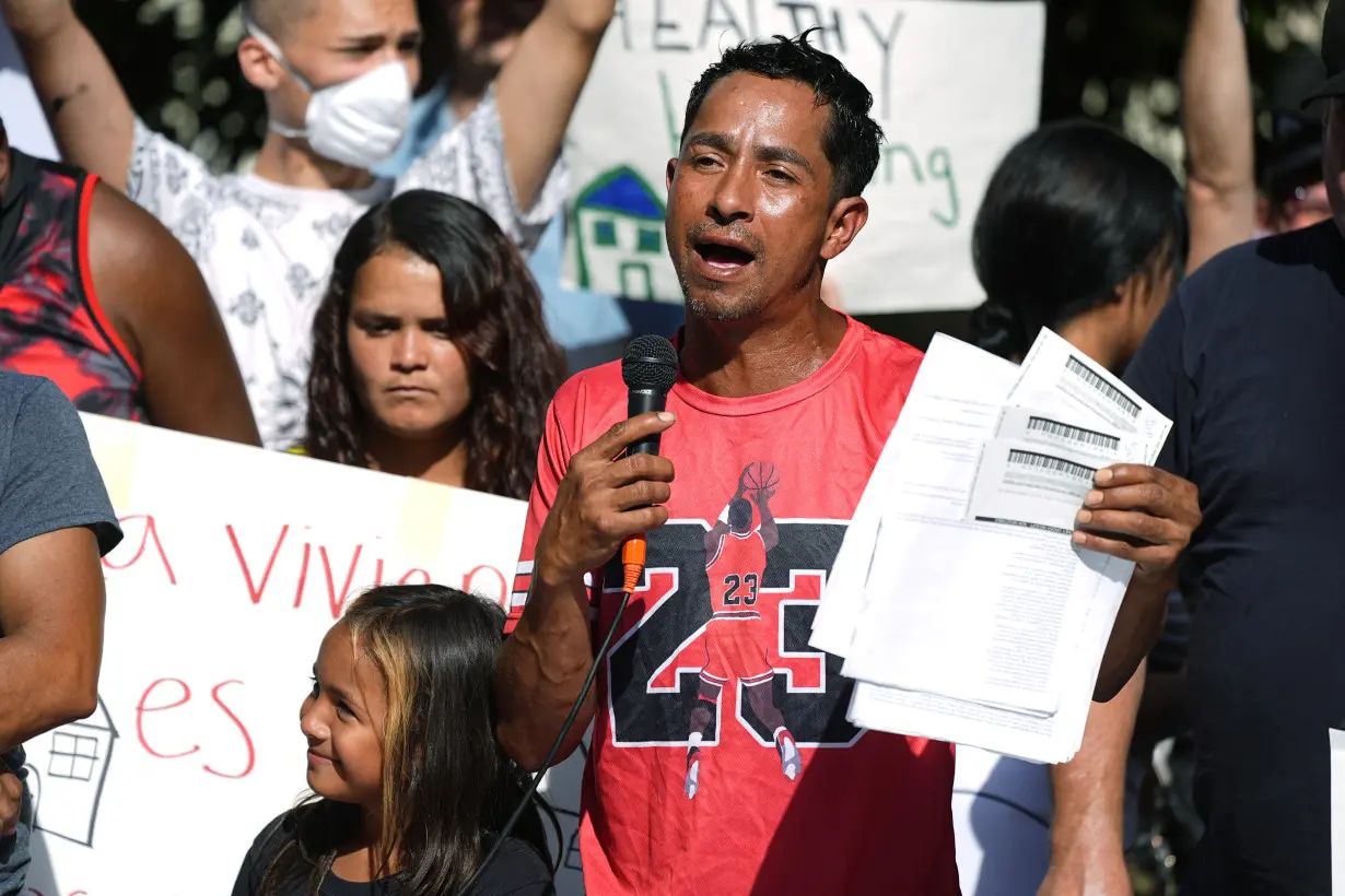 Police deny Venezuela gang has taken over rundown apartment complex in Denver suburb