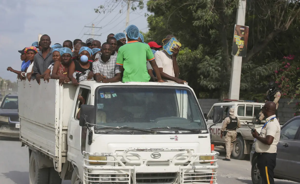 Blinken arrives in Haiti to show US support for fighting gang violence