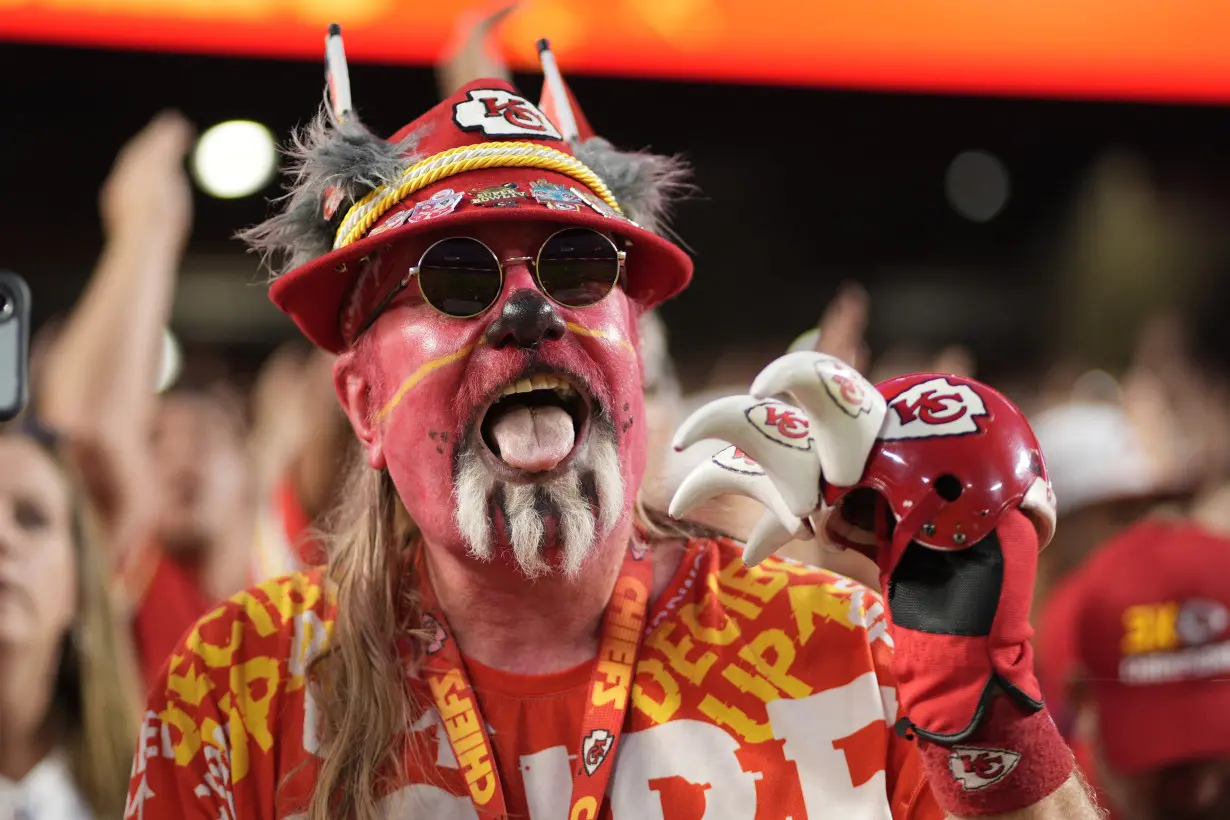 Chiefs hold off Ravens 27-20 when review overturns TD on final play of NFL's season opener