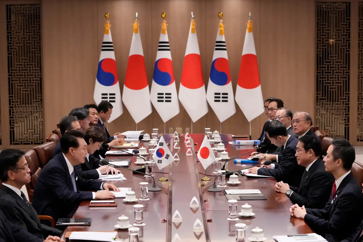 Japan's Kishida, South Korea's Yoon call to sustain momentum in improved ties