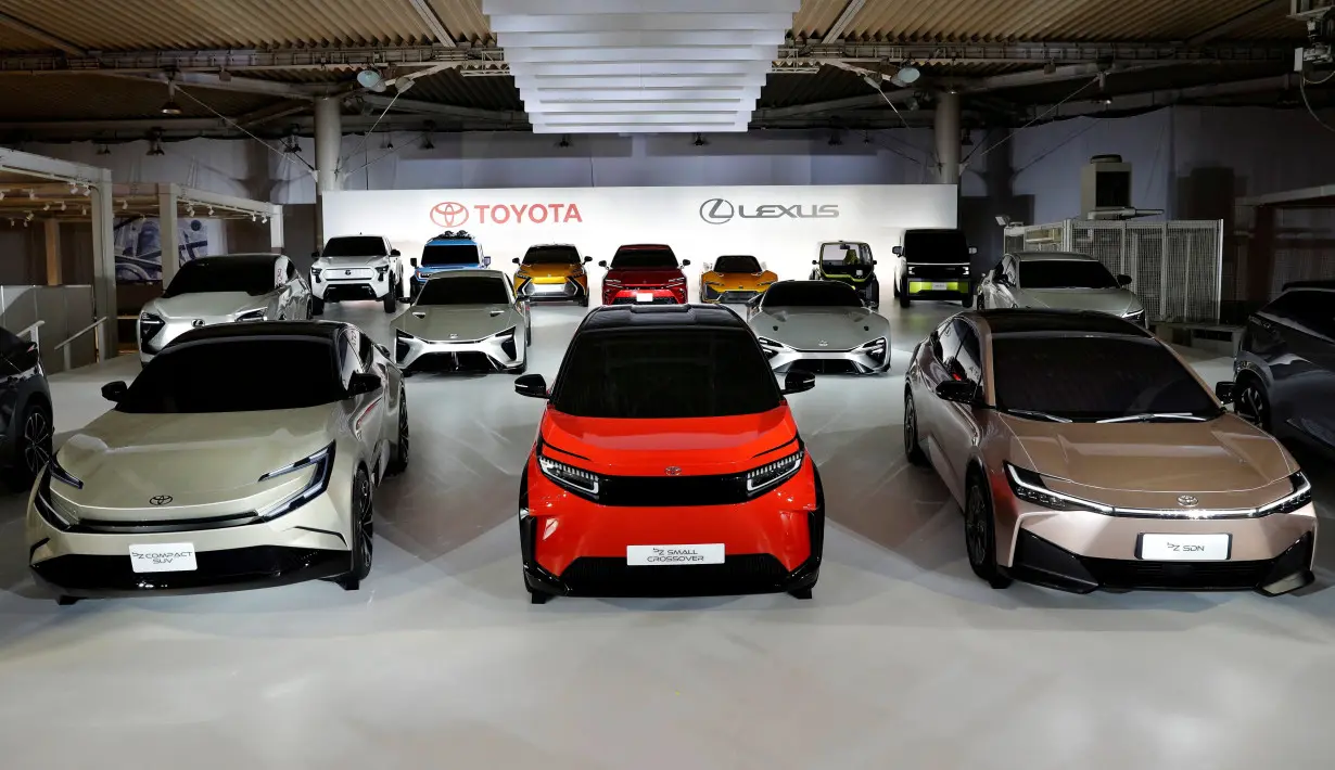 FILE PHOTO: Toyota Motor Corporation's cars are seen after briefing on battery EV strategy in Tokyo