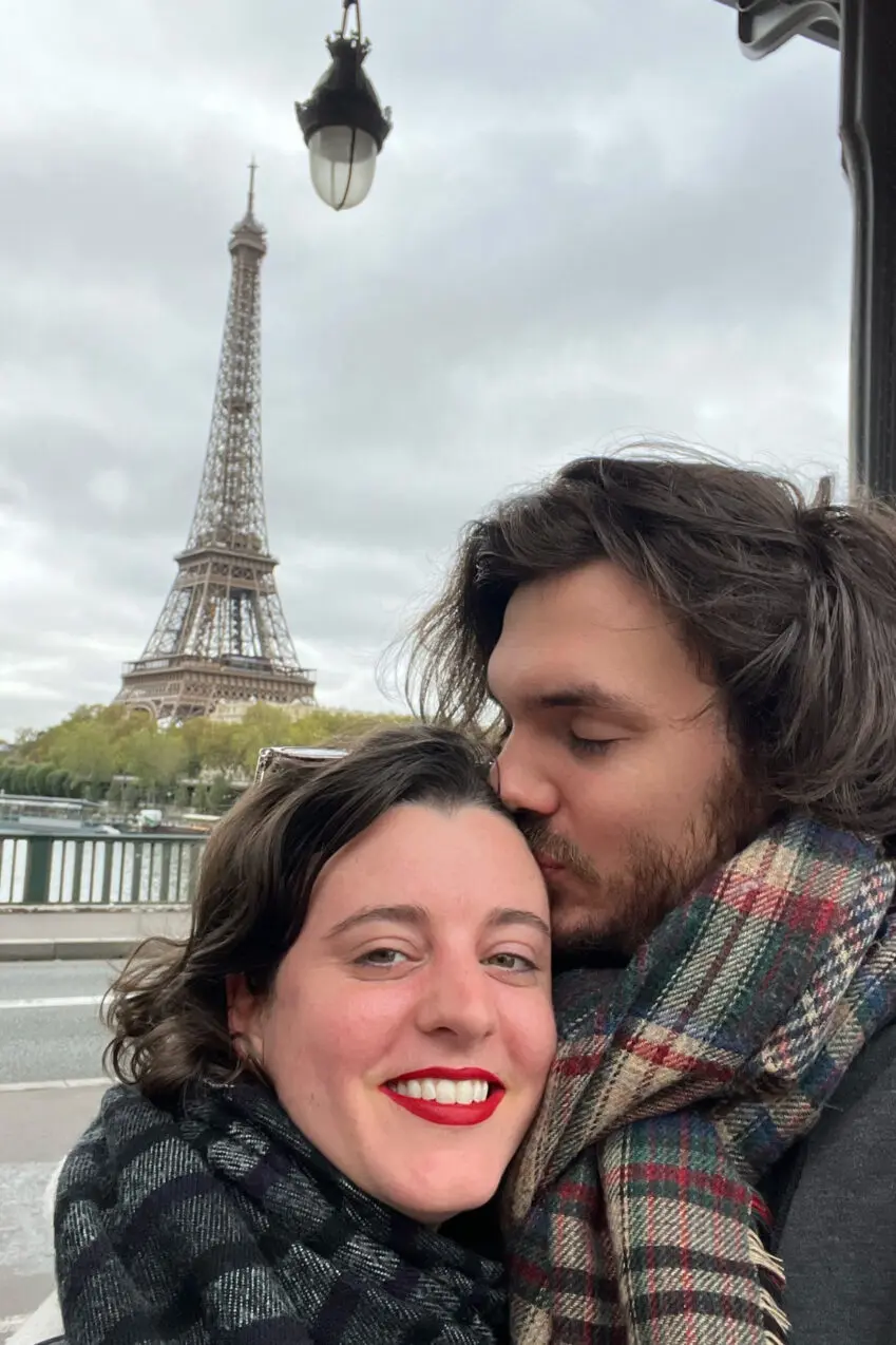 Today Erin and Jordan live together in Paris.