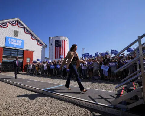 James Murdoch, Mark Cuban and dozens of other business leaders endorse Kamala Harris for president