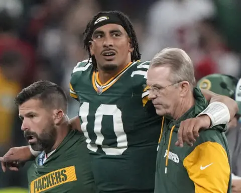 Packers QB Jordan Love injured in closing seconds of loss to Eagles in Brazil